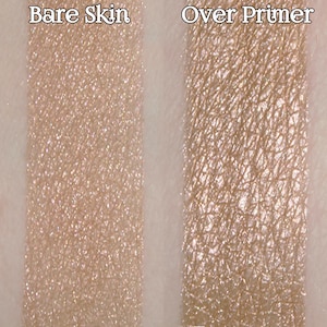 Sombra de ojos SKINNY DIP, Beige cálido brillante, maquillaje mineral vegano y libre de crueldad animal. imagen 4
