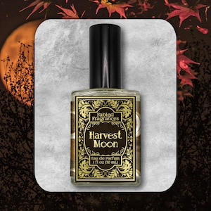 Spicy Autumn Eau de Parfum, HARVEST MOON, Red Apple Scent with Cinnamon and Hay, Fall Fragrance, Halloween Gift, TAT 3-5 Biz Days