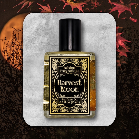 HARVEST MOON Perfume Oil With Apple Nutmeg Cinnamon 