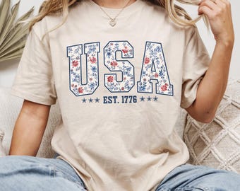 Floral USA Shirt, Patriotic Est 1776 Tee, Cute Americana Fourth of July Gift for Women