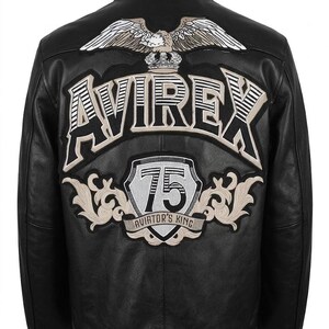 アビレックス アビエイターズキング メンズ ブラックレザー ボンバージャケット – 75周年記念刺繍パッチ付き限定版ジャケット 画像 2