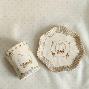 Handgjord keramisk Jingdezhen-kopp, tallrik och skål med tecknat mönster (elefant-/hunddesign), anpassningsbar