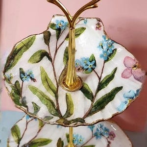 Arte em concha de vieira (Nova Zelândia) - Prato decorativo de 2 andares