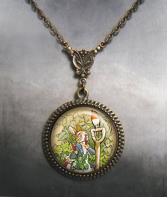 PETER RABBIT PHOTO BEATRIX POTTER NECKLACE 18 INCH GIFT BOX BIRTHDAY PARTY BAG
