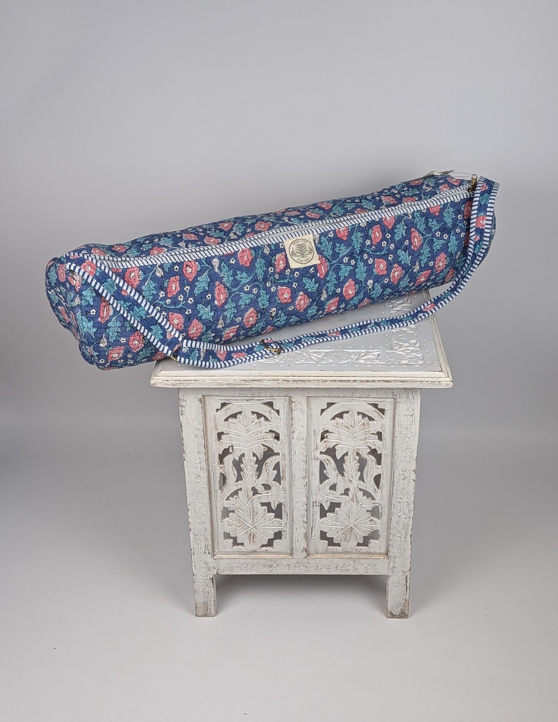 Hand-Block Printed Quilted Yoga Mat Bag: Heritage Poppy Floral Print (29" Zip)