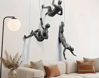 Scultura creativa retrò di uomo che arrampica, decorazione da parete, statua unica per la casa, arte in resina, uomo che arrampica, decorazione vintage per feste