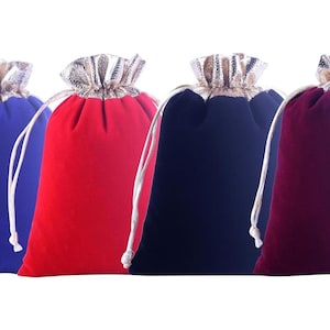 50pcs Velvet Bags with Drawstring Gold Cloth Velvet Jewelry Pouches Earrings Ring Necklace Packaging Gift Bag Wedding Favors Bags