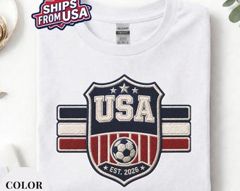 Koszulka piłkarska USA | Odzież kibica Mistrzostw Świata 2026 | Koszulka z herbem American Soccer w stylu vintage | Sprzęt kibica reprezentacji USA | Koszulka sportowa w stylu retro