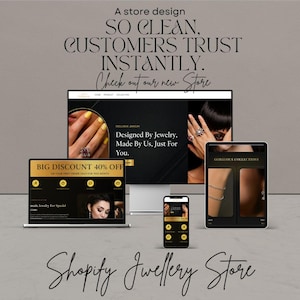 Op de afbeelding: Een promotieafbeelding voor een Shopify-sieradenwinkel, met een website-ontwerp op meerdere apparaten. Het ontwerp heeft een zwart-goud kleurenschema, met de tekst "Designed By Jewelry, Made By Us, Just For You."