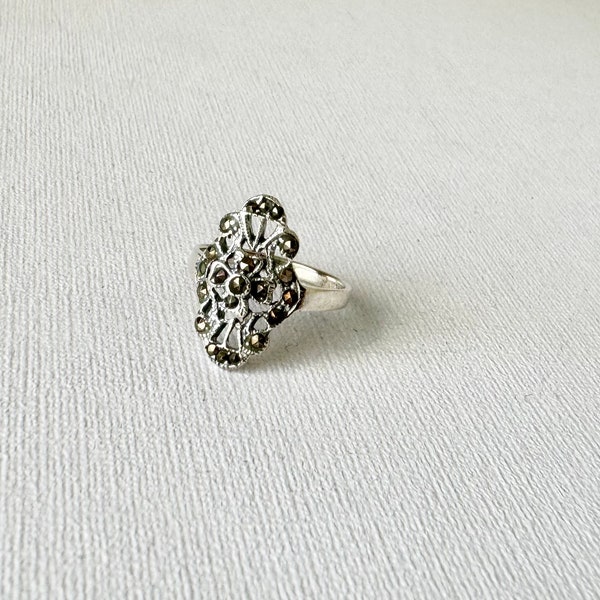 Vintage Art Deco Style Sterling Silver & Marcasite Stone Ring