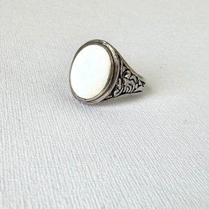Vintage Sterling Silver Boho Statement Shell Ring