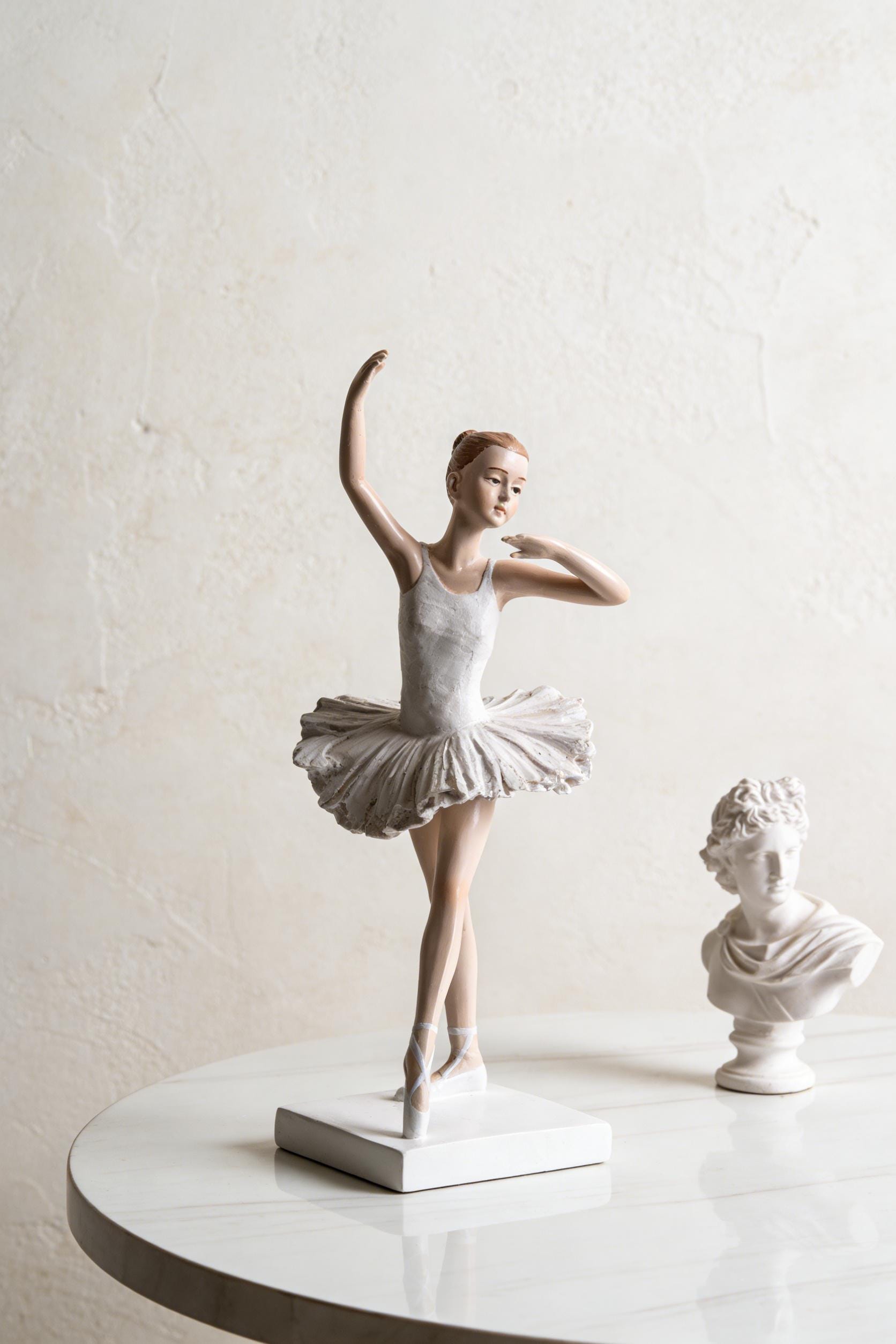 Ballerina figurines - Etsy 日本