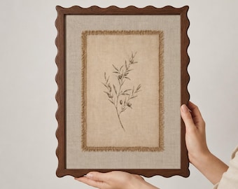 Cornice portafoto vintage ondulata con bordo smerlato, stampe artistiche in formato A4 (set da 2 o set da 4), decorazioni murali in stile rustico, set regalo per l'inaugurazione di un appartamento.
