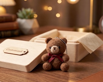 Oso de fieltro hecho a mano, lindo colgante de oso marrón para bolso, regalo personalizado para ella, colgante de animal en miniatura, oso de fieltro