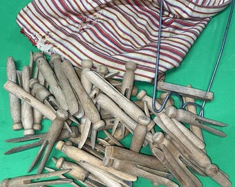 Lot Of 45 Vintage Wooden Clothes Pins W/Stripped Bag (A7)