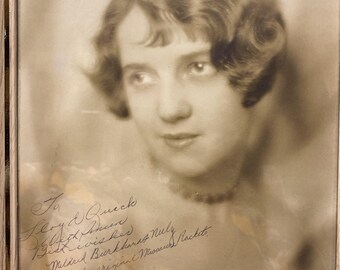 Vintage Live Signed Photo Of Original Missouri Rockets Mildred Burkhardt Neely