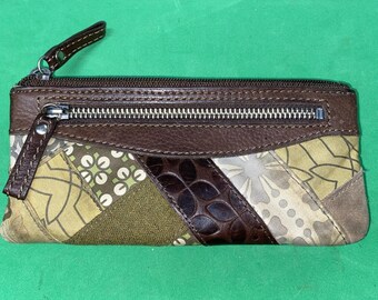 VTG FOSSIL Leather/Canvas Patchwork Women’s Bifold Wallet, Snap & Zippers(C1)