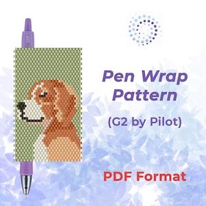 Op de afbeelding: Een kralenpatroon voor een pen met een gepixeld beagle-ontwerp in bruin, wit en zwart op een groene achtergrond, getoond op een paarse Pilot G2-pen. De tekst luidt Pen Wrap Pattern (G2 by Pilot) en PDF Format.
