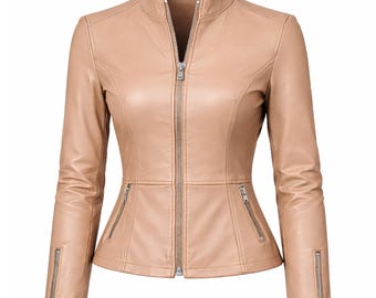 Chaqueta de cuero beige para mujer, corte ajustado, con cremallera, estilo motero, abrigo de moda informal y elegante.