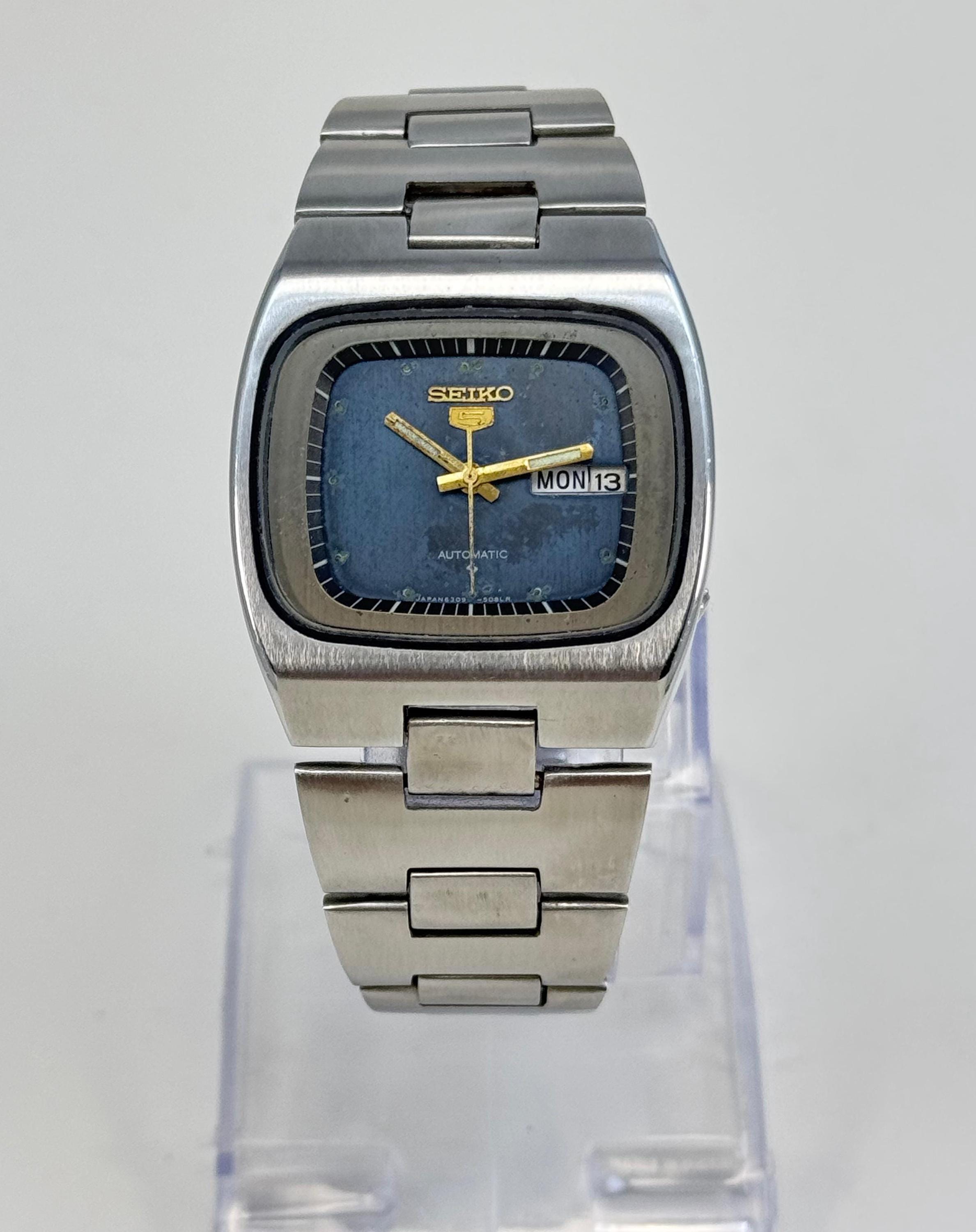 Vintage Seiko 5 Automatic Watch – Blue Dial, 17 Jewels, 1970s TV Vintage Seiko 5 Automatic Watch – Blue Dial, 17 Jewels, 1970s TV