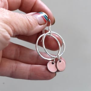 Big hoop earrings with enamel discs image 1