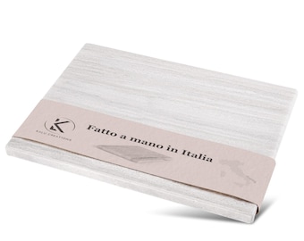 Tábua de servir em mármore natural, feita à mão na Itália | Bandeja para queijos e charcutaria | Decoração artesanal em pedra para cozinha | Presente de boas-vindas exclusivo