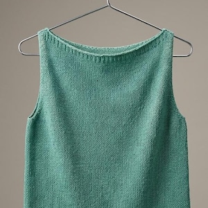 Modèle de tricot sans couture pour débardeur en soie et coton : T-shirt raglan sans manches tricoté du haut vers le bas (Téléchargement PDF)