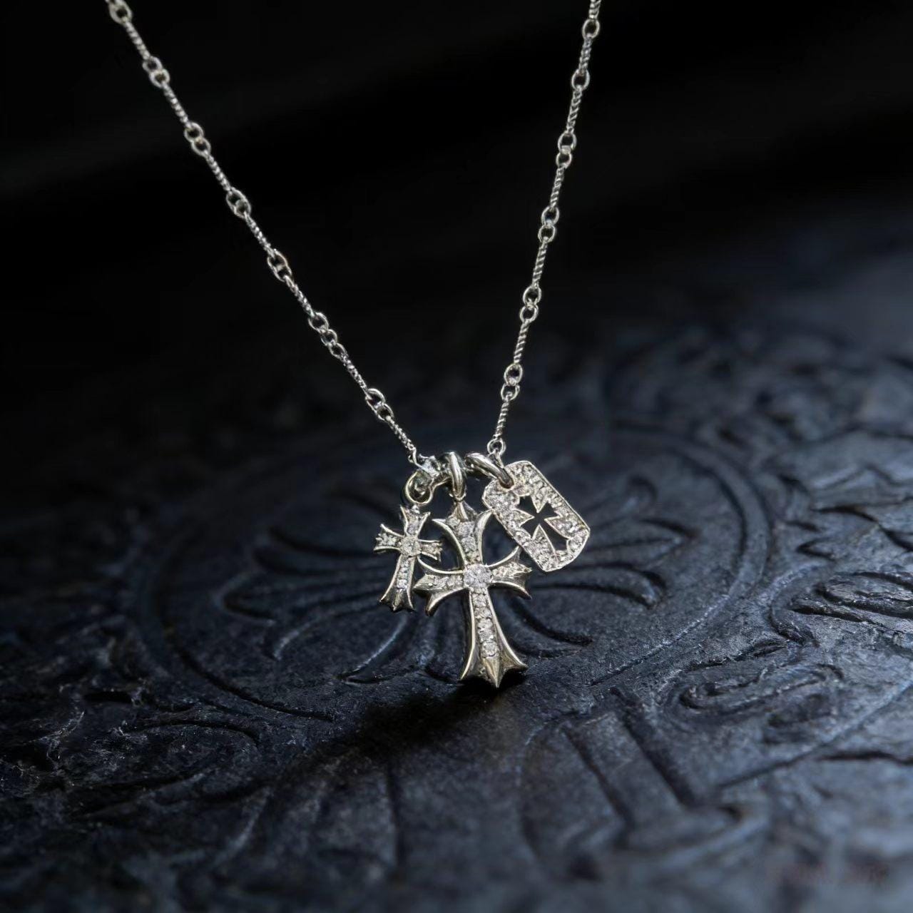 Triple cross pendant - Etsy 日本