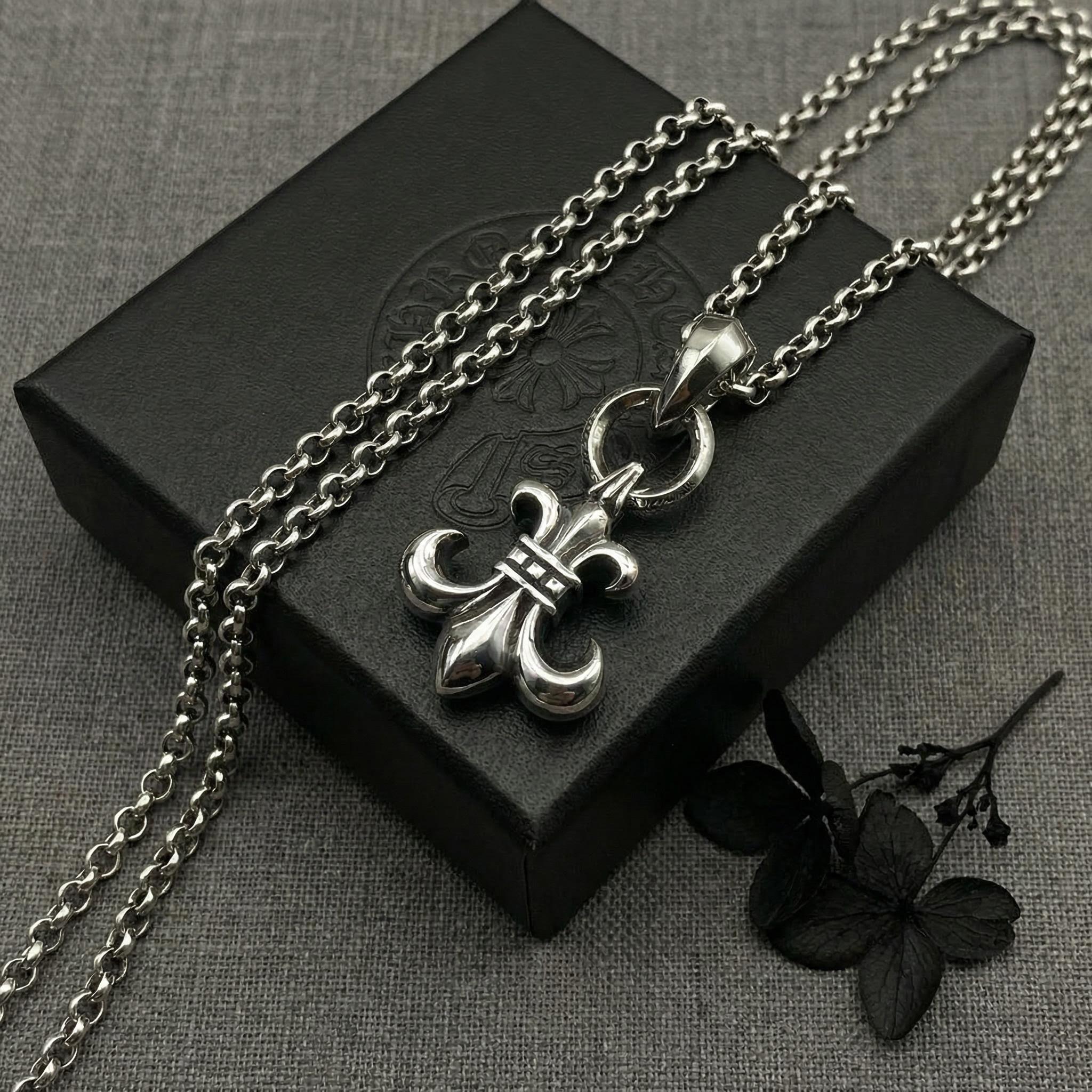 Chrome Hearts フルール・ド・リスペンダント Chrome Hearts Fleur De Lis - Etsy