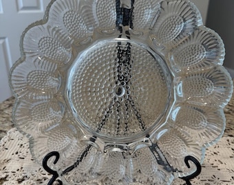 Prato para Ovos Recheados Indiana Glass, Transparente, com Bordas Onduladas, 15 Pontos