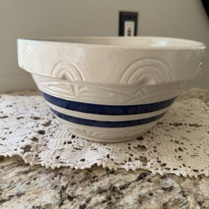 Vintage Ransbottom-steengoed aardewerk mengkom # 305-10 met blauwe streep