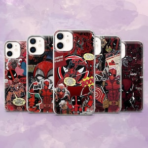 Puede incluir: Cinco fundas transparentes para teléfono con diseños de Deadpool. Cada funda presenta un collage de imágenes rojas, negras y blancas del personaje, incluyendo viñetas de cómic, logotipos y poses de acción. Algunas fundas tienen texto como "BOOM!"