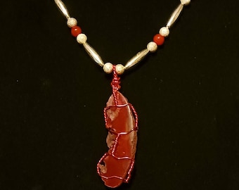 Wire wrapped Agate with Raspberry Jade Necklace