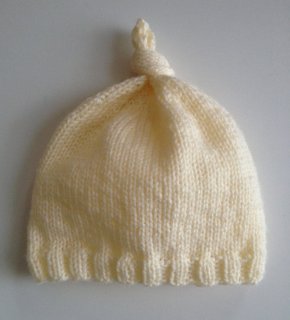 Knot-top Baby Hat, Knitting Pattern, PDF, Sizes, 2yrs