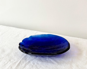 Beautiful Cobalt Blue Mexican Glass Hand Formed Glass Vintage Soap Dish