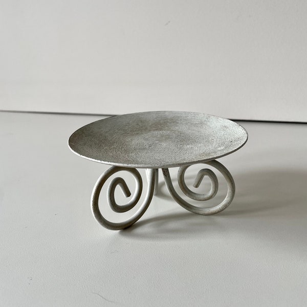 Vintage Distressed Grey White Spanish Postmodern Squiggle Spiral 90s Iron Pillar Candle Holder