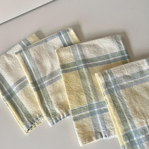 Tão fofo! Conjunto de 4 guardanapos de algodão xadrez vintage amarelo, verde e azul
