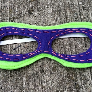 Handgemaakt geborduurd eco-vilt superheldenmasker