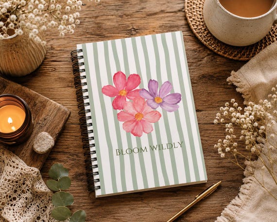 Notizbuch A5 für Frauen | Boho Journal mit Spiralbindung | Blumen Tagebuch | Geschenk für Freundin | Bloom Wildly, Sketchbook, Arbeitshelfer