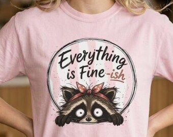 Todo está más o menos bien Camiseta de mapache divertida Camiseta de mapache linda Camiseta de ansiedad Camiseta de mapache retro Camiseta de humor sobre salud mental para personas abrumadas