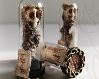 Mummy Reliquary « Momie Antidote » – Strange and Symbolic Miniature Sculpture | Handmade Macabre Art for Cabinet of Curiosities