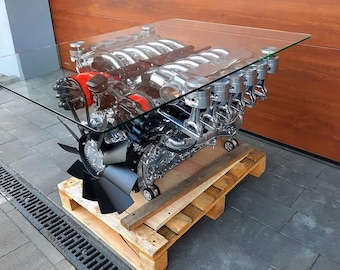 Mesa de centro con motor V12 / BMW V12 original / Muebles de lujo para el sector automotriz