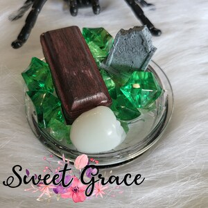 Halloween Topper, 20oz Tumbler Topper, Creepy Tumbler Top, Tumbler accessory, Halloween Gift, Tomb Stone Topper, Gift Cup Top