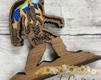 Sasquatch decor, Bigfoot decor, sasquatch statue, layered bigfoot decor, handmade bigfoot