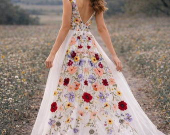 Floral Embroidered Wedding Dress, Cottagecore Boho Bridal Gown, Rustic Wedding, Backless Tulle Wedding Dress, Romantic Garden Bridal Gown