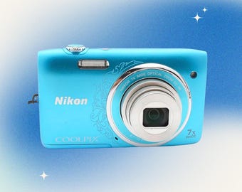 ¡Nikon Coolpix S3500! ¡Edición limitada y rara! Cámara digital azul