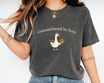 Chemise de maman drôle d'oie de couleurs de confort, cadeau de maman de garçons en infériorité numérique, chemise de fête des mères, conception de camion de football de canard, t-shirt de maman de fils