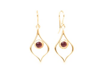 Gold Garnet Arabesque Gem Drop Earrings, Boho Style Dangle Earrings Genuine Red Garnet Cabochon Gems, January Birthstone Earring Lightweight