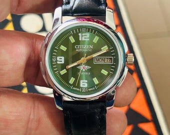 Vintage refurbished 1970 Citizen Automatic Watch, Green colour Dial, Day/Date made Japanese