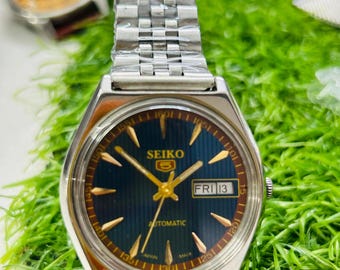 Vintage Seiko 5 1970 Automatic Watch, Blue colour Dial, Stainless Steel Band